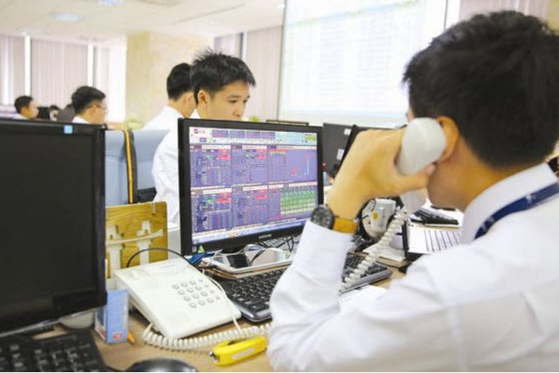 Lịch sự kiện và tin vắn chứng khoán ngày 16/04