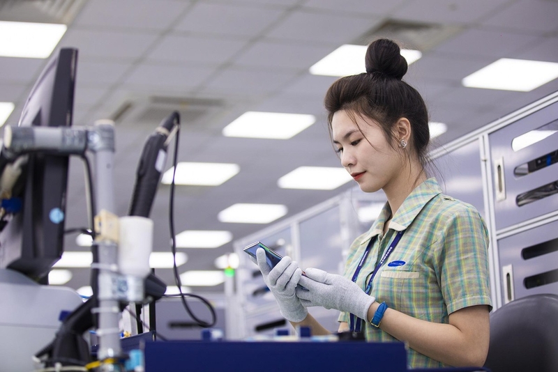 越南新成立和复工企业数量首次突破10万家
